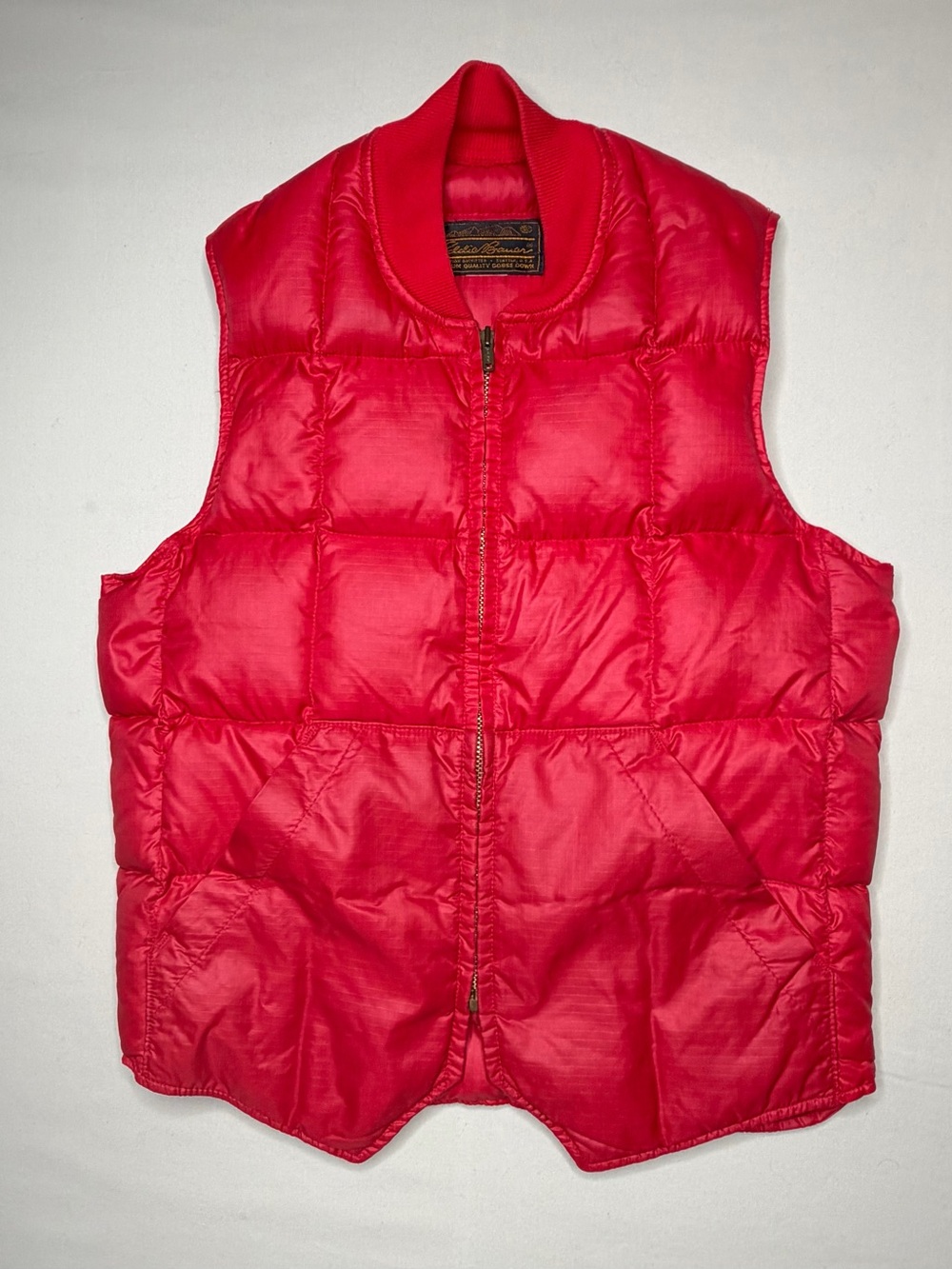RARE Vtg EDDIE BAUER Womens Sz S Premium Goose Down Quilted Puffer Vest Red 731